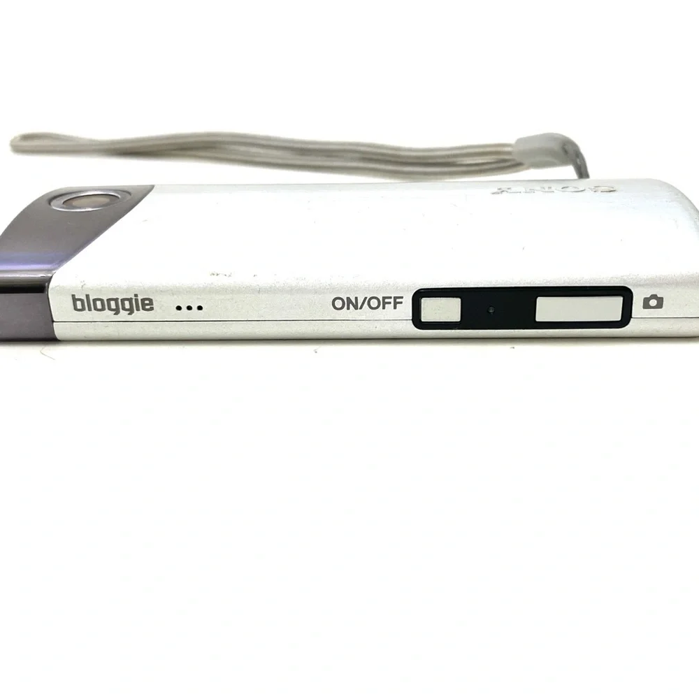Sony Bloggie Mobile 8GB HD Snap1080p HD Handheld Camera/Camcorder MHS-TS20